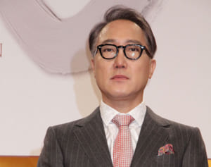 佐野史郎義母が「笑えない」と悲嘆…病室では寝たきり状態に