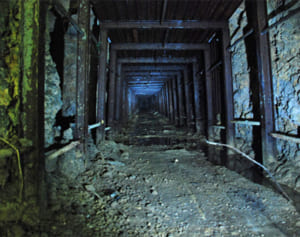 第32軍司令部壕、公開求める声高まる　首里城地下の戦争遺跡、再建に併せ「平和のとりでに」