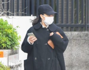 山里 蒼井優に指輪渡していた！会見で不要発言も感謝の贈り物