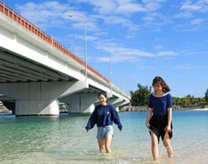 101年ぶりに暑～い冬に　那覇で27・5度記録　昨日に続き沖縄各地で夏日　冬型の気圧配置弱く