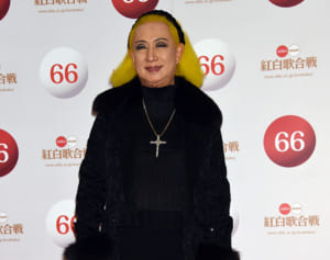 姿勢正し目線を上に！ 美輪明宏流・健康と希望を得る秘訣