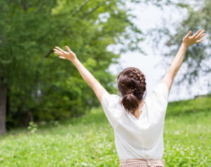 仕事終わり、就寝時にやりたい「ポジティブため息」で人生が楽に