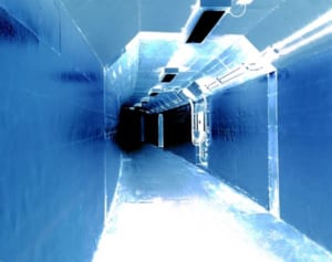 人気YouTuberに怪奇現象再び「怖い」「計画的？」と賛否