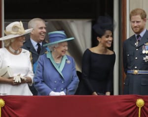 「メーガンとヘンリーが恋しい？」と訊かれたカミラ夫人の回答