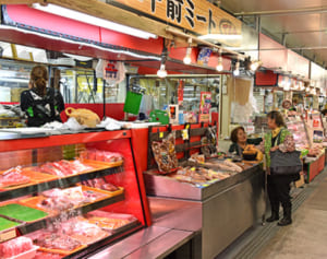 精肉店、飲食店主らは風評被害を懸念　「豚肉は安全。丁寧に説明するしかない」