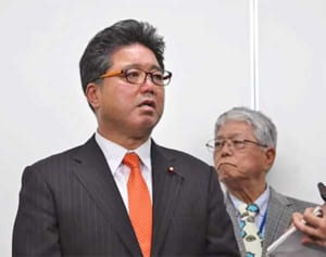 下地幹郎氏、辞職せず　無所属で国会活動続行を宣言