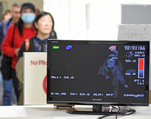 中国客が増加する春節　新型肺炎に沖縄県内も警戒　空港や港、水際で防止へ