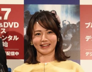 「ボディラインを美しく見せる必要はない」“くびれナシ”写真集がバカ売れするワケ、求められる“ありのまま”