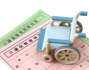 今国会で議論…介護制度改正「本丸は“中間層も”自己負担2割」