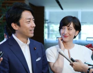 小泉進次郎氏は育休中何をするのか？周囲にはお風呂係を宣言