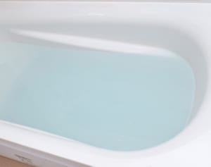 入浴時の極端な温度差が「高血圧」招く？医師語るNG習慣