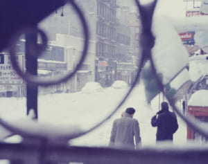 未公開作品も！83歳で脚光浴びた写真家ソール・ライターの世界