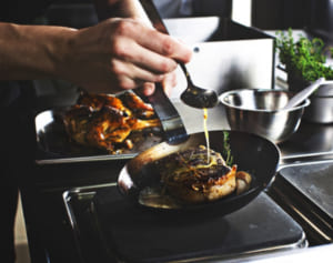 年末年始は「掃除」より「料理」、脳を働かせるメカニズム