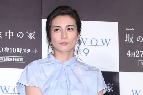 柴咲コウ独立で社長業舵きりか 語っていたチェーン経営の意欲 女性自身