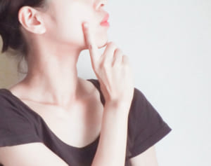 医師が太鼓判、健康長寿のカギ握る“唾液力”鍛えるマッサージ