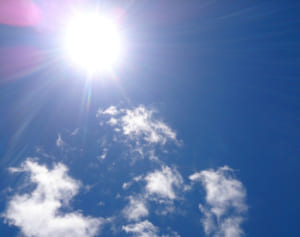 「紫外線は女性の大敵」は大間違い!?乳腺専門医が論文から提唱