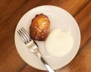 簡単マドレーヌ（辻仁成「ムスコ飯」第248飯レシピ）