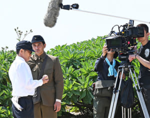 75年前の沖縄県知事、県民の苦悩描く映画「島守の塔」クランクイン