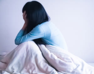 めまい、頭痛、更年期障害…“首こり”が引き起こす不調