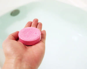 免疫力のためには「保湿系」より「重炭素系」入浴剤を