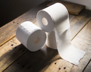 トイレ紙、ダブルとシングルどちらがお得？日用品で得する知識