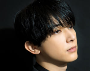 吉沢亮 映画撮影中に「自分の足の臭いが気になっちゃって…」