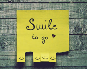 「みんなに笑顔を」6歳男子が“ジョーク屋台”開く、俳優も反応