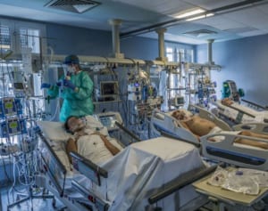 子供の保育所から通園拒否…コロナ最前線医療スタッフの苦悩