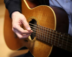 スガシカオ 医療従事者へ歌でエール…豪華コラボで感謝の声続々