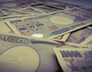 コロナ禍で近くハイパーインフレの危機…経済評論家が警鐘