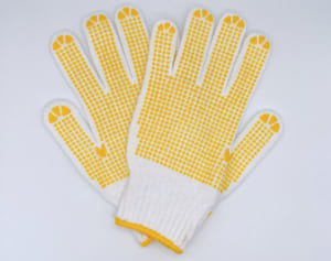 GWの自宅掃除は「軍手ぞうきん」でエアコンをキレイに！