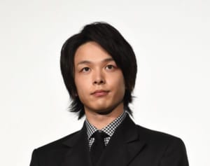 中村倫也変えたムロツヨシの檄 ブレークの陰にあった後押し