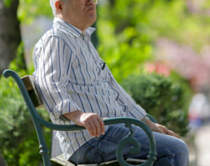 老後資金のために「定年後も働く」「任意加入」2つのワザ