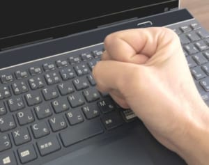 来日公演中止のSJ シウォンが日本語で「社会的距離」呼びかけ