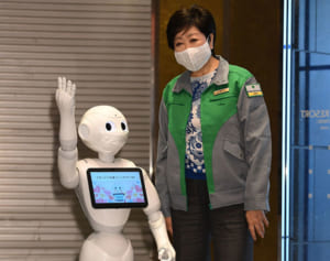 新型コロナ軽症患者ホテルレポ！最新お掃除ロボットが大活躍