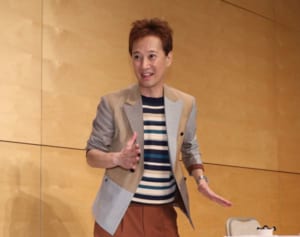 中居正広もついにSNS進出か スマホデビューで香取慎吾に相談