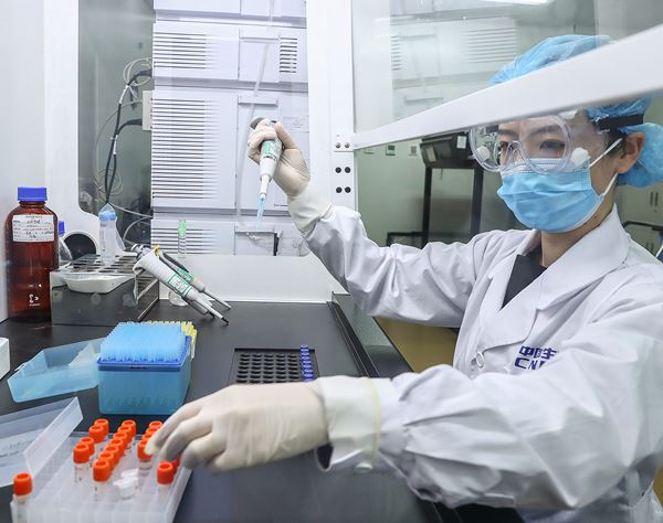 日本製コロナワクチンは来春か　開発者が明かす最前線の苦闘