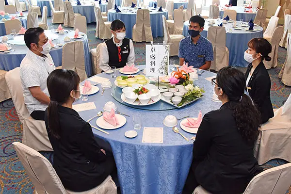 沖縄流の結婚式 変わるかも 大人数 カチャーシーどうする ビデオ余興やオンライン提案も 女性自身