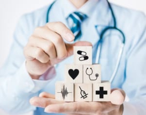 「アデュカヌマブ」で救えるか、医師語る「認知症治療の展望」