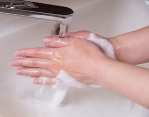 コスメにまつわるコロナ対策…「メーク前の手洗い」はマスト！