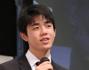 【ラブちゃん顔相チェック】藤井聡太　ほくろにモテすぎ注意報