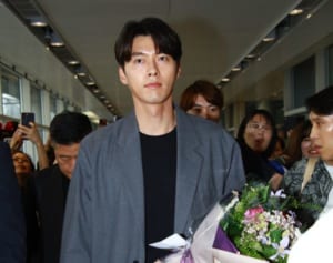 ヒョンビン「ロケ隊来ない…」ヨルダン1カ月立ち往生の苦悩