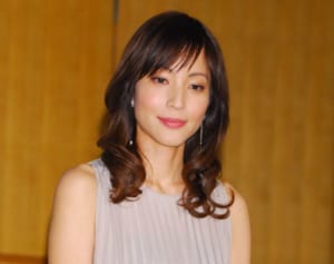 鈴木杏樹続ける贖罪生活…放送中に涙、亡き夫の弟も「心配」