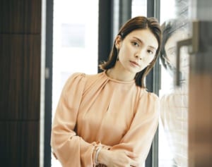 「芸能人である前に一国民」秋元才加が政治発信続ける理由