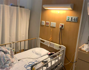 退院しても「行き場ない」　高齢の親の元帰れず　添乗員の仕事途絶え　感染女性「誰も責められない」