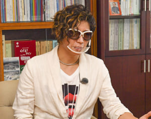 GACKTさん、首里城復興へ470万円寄付「ファンや僕からの気持ち」