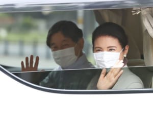 雅子さま　天皇陛下と取り組まれる「コロナ禍の水害対策」