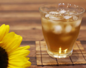 もろきゅう、塩入り麦茶…「水中毒」避けるための飲食料