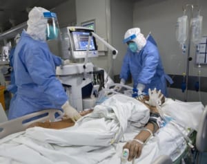 世界で増加するコロナ再感染…ウイルス変異で重症化の可能性も