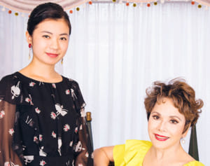 デヴィ夫人と同居する女子大生「中学から夫人のファンでした」